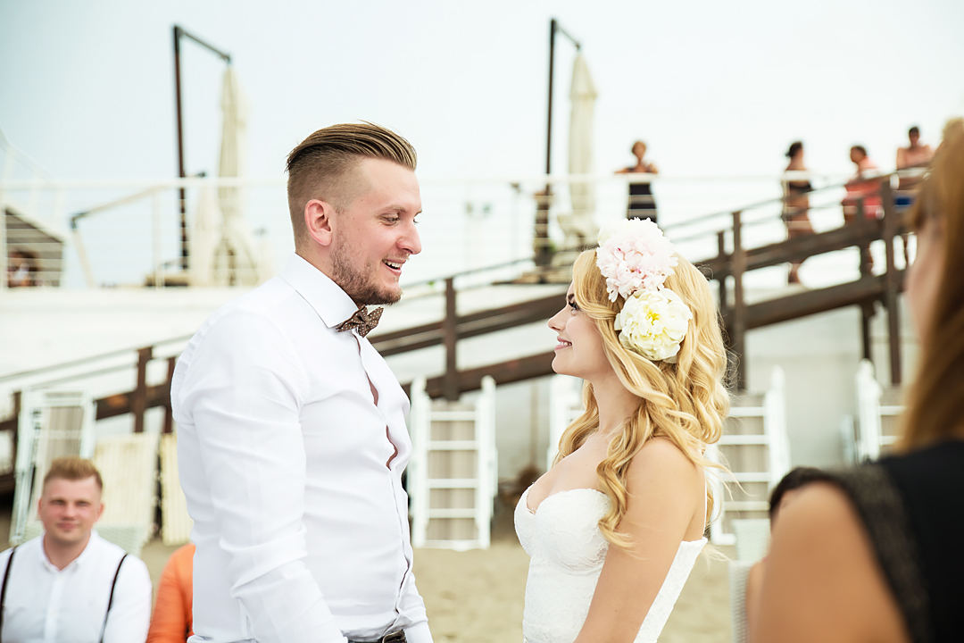 wedding ceremony on beach salerno