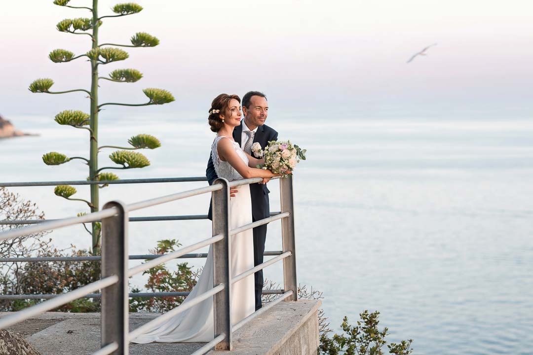 Matrimonio in Liguria. Fotografo matrimonio a Genova e Portofino title=